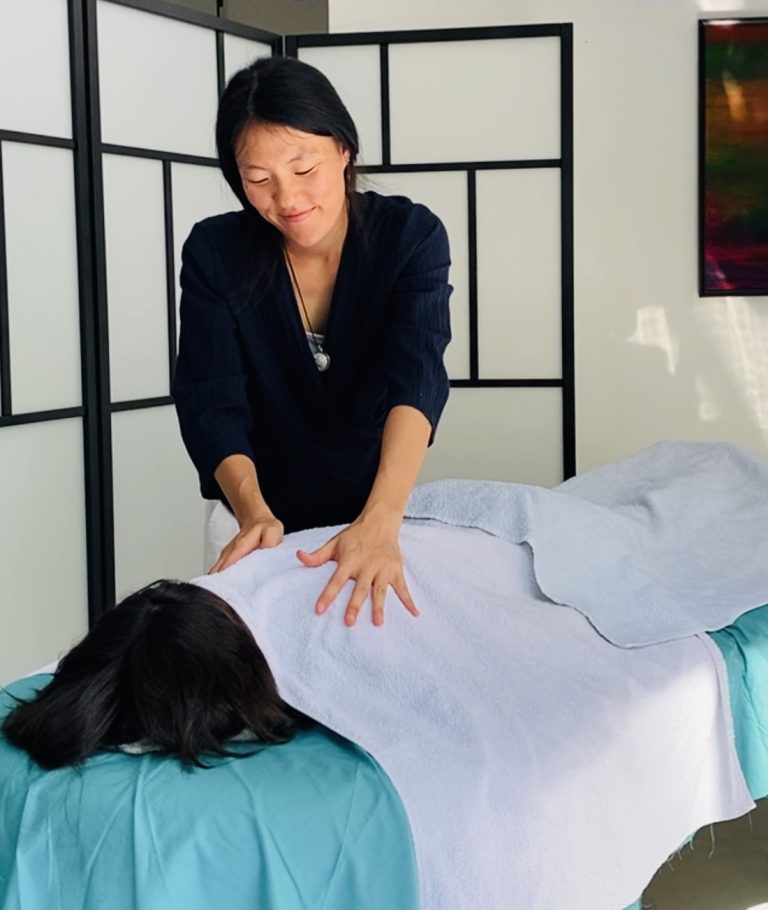 shalyn tara massaging